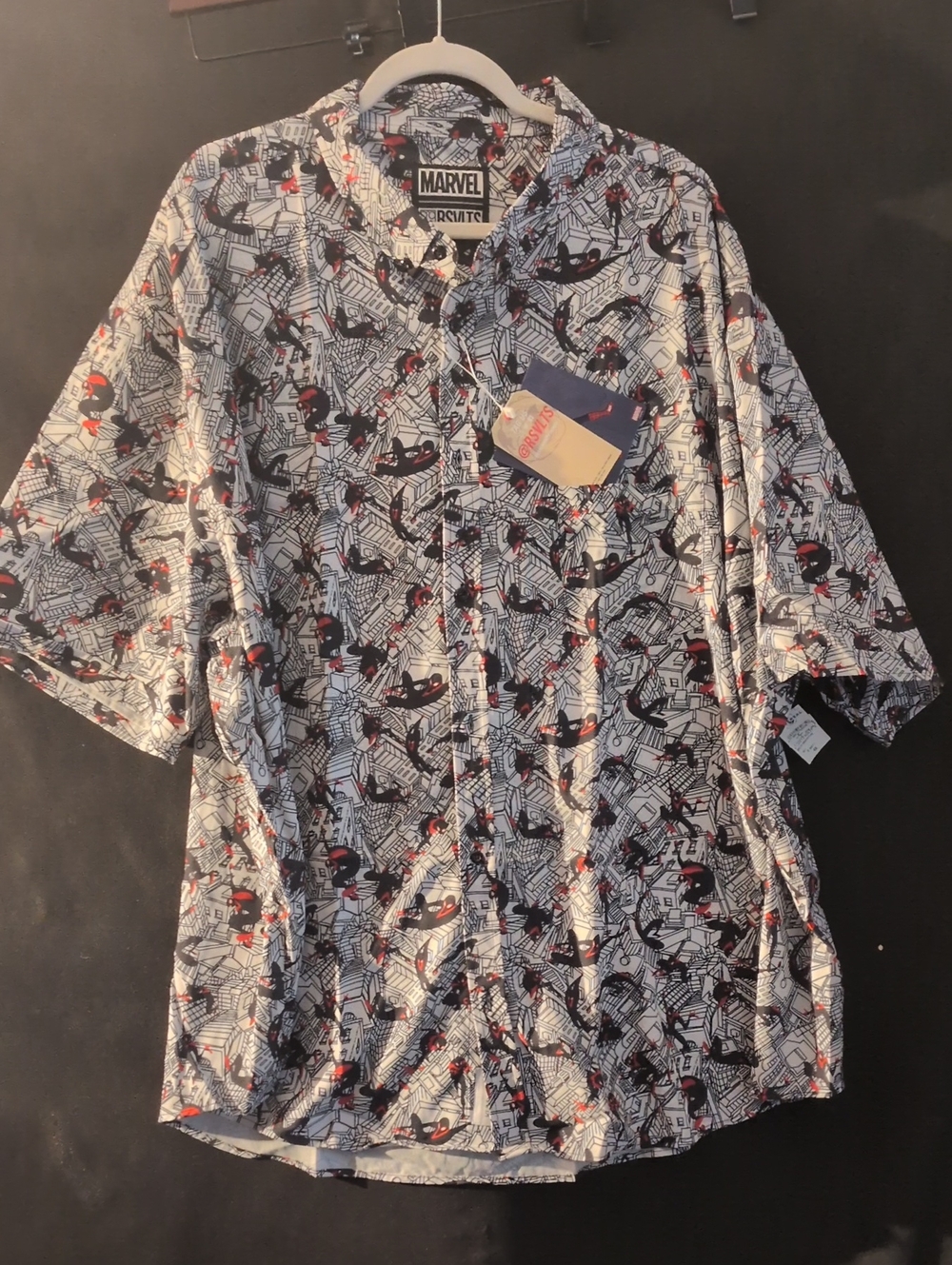 Marvel Rsvlts Men’s Short-Sleeve Button-Down Shirt - Spider Man Graphic